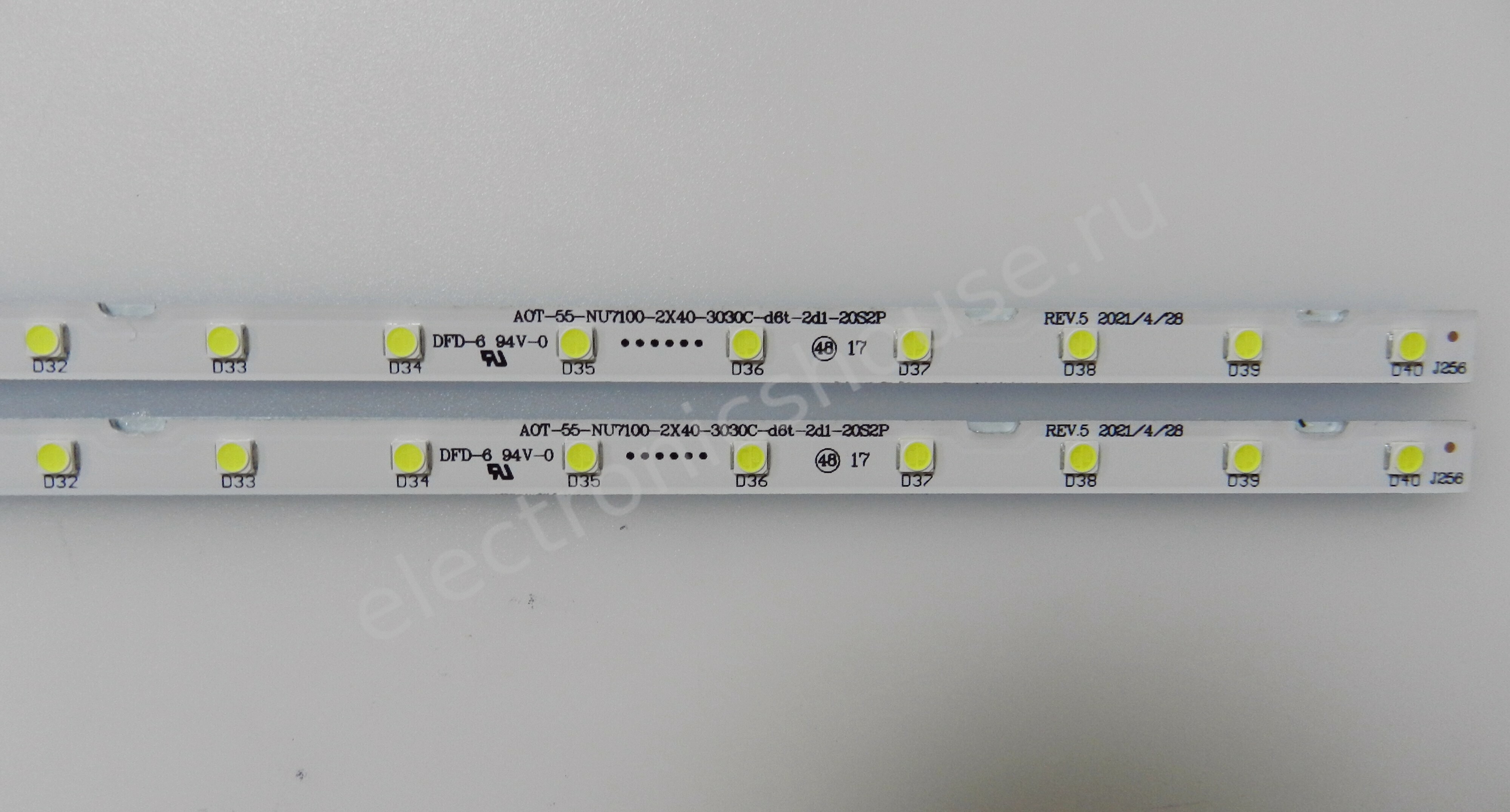 AOT 55 NU7100 NU7300-RIGHT